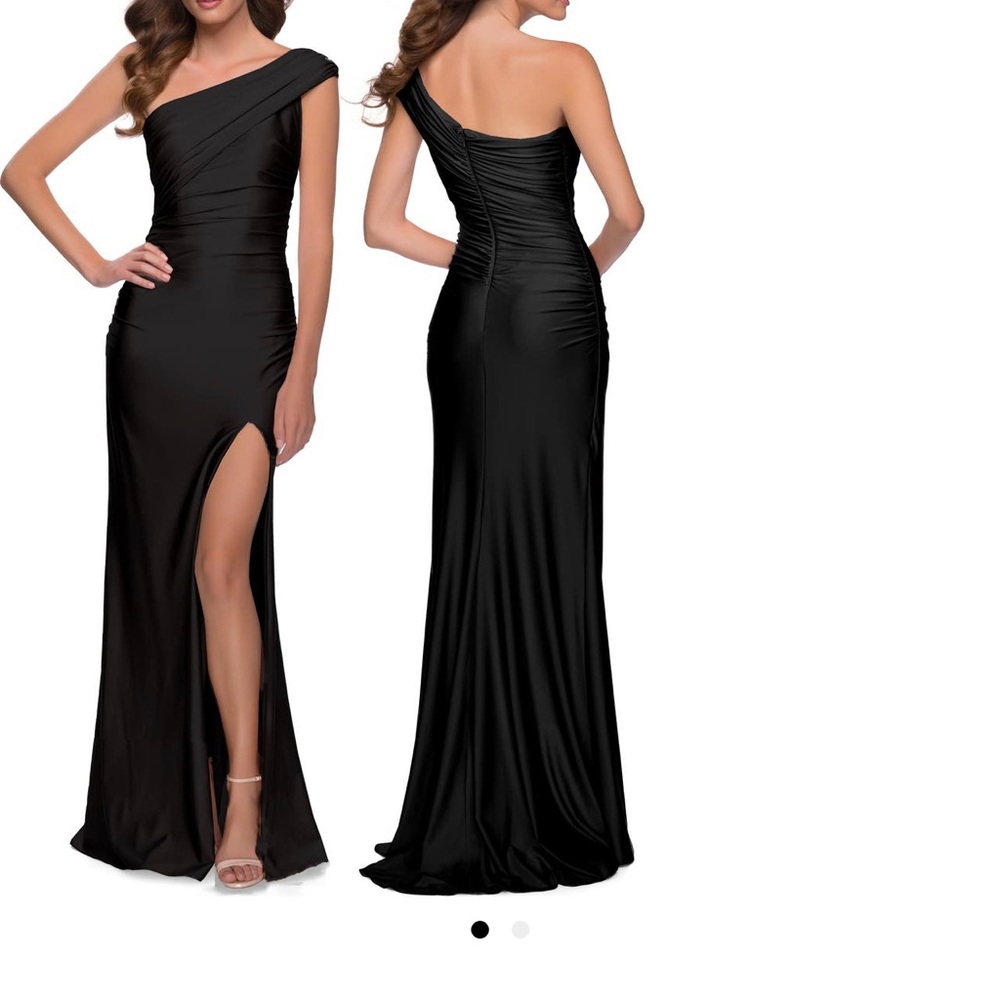 La Femme Jersey one shoulder black gown size 6
